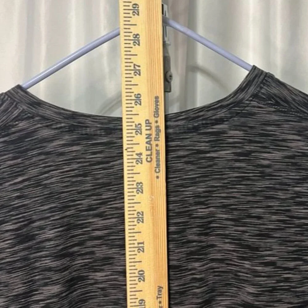 Game Time Black Heathered V-Neck Tee Shirt Women’s 1X Activewear